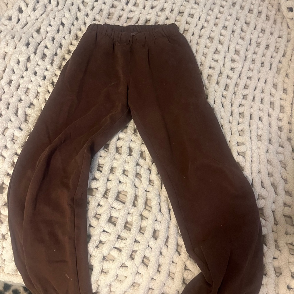 Brandy Melville brown sweatpants